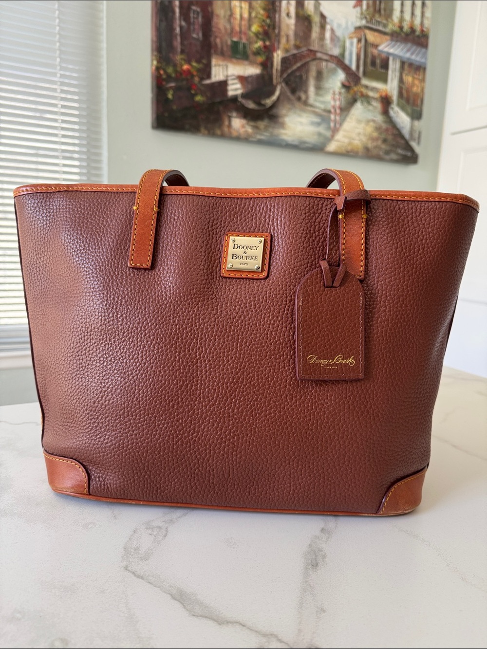 Dooney & Bourke Pebble Grain Large Pocket Sac Tote Bag – Geranium Rust